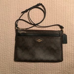 Coach Signature East West Crossbody black/brown